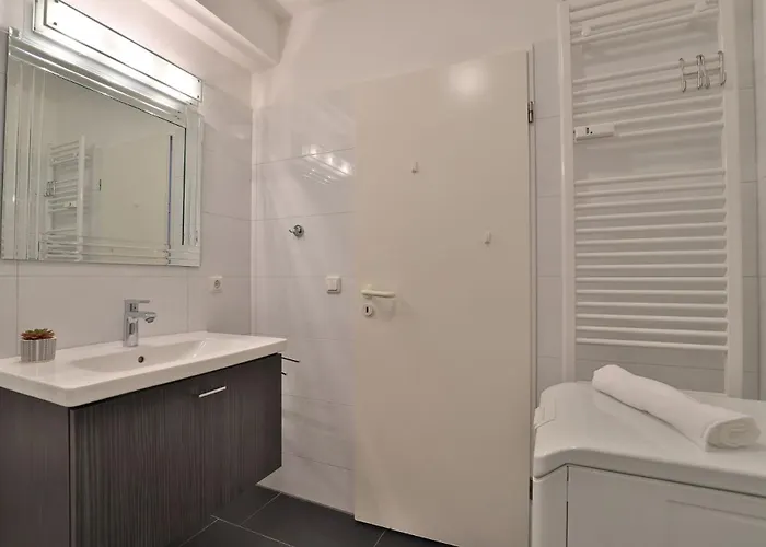 Likedeeler Whg Li18 דירה